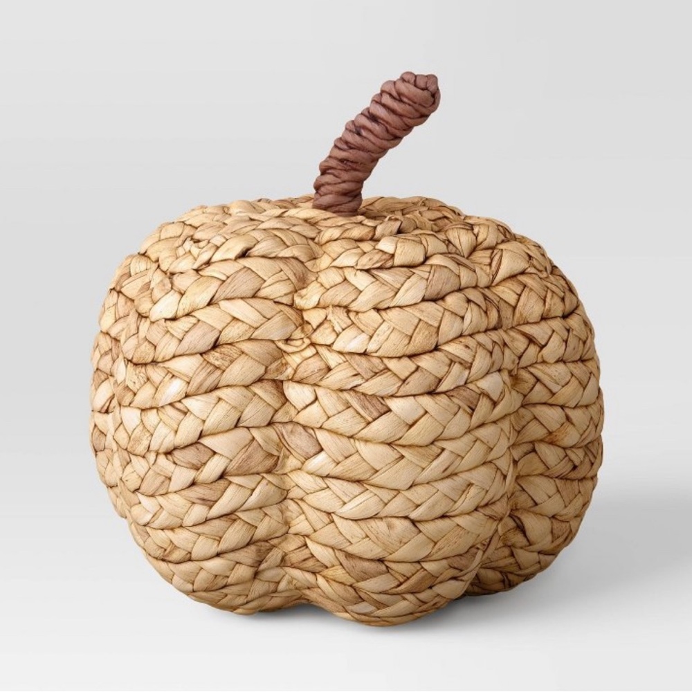 Medium Woven Pumpkin Light